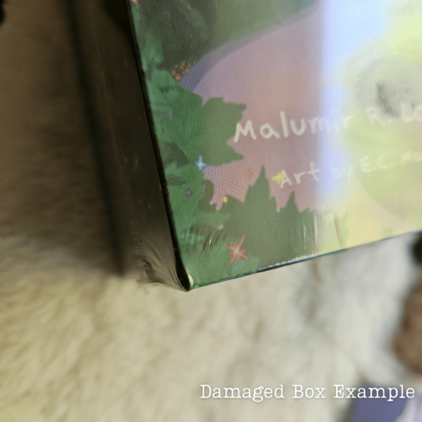 Photo depicts Cat Aura Tarot deck with a slightly damaged box corner.